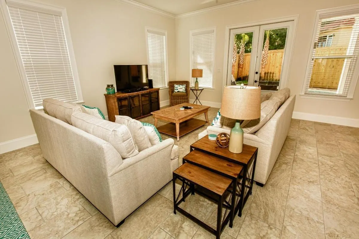 Ferienhaus Wanderlust - Modern Home Close To The Beach Private Pool Destin