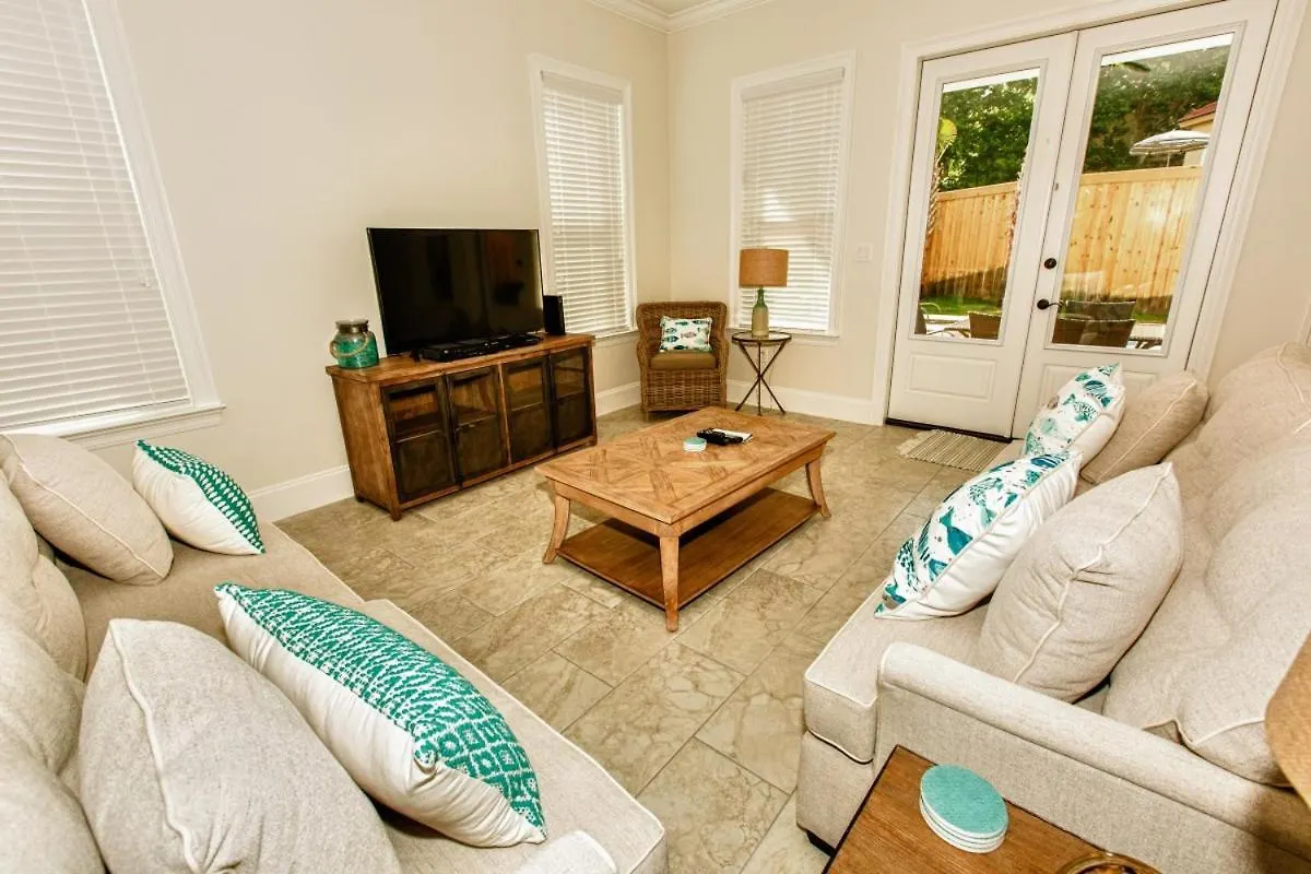 Wanderlust - Modern Home Close To The Beach Private Pool Destin Ferienhaus